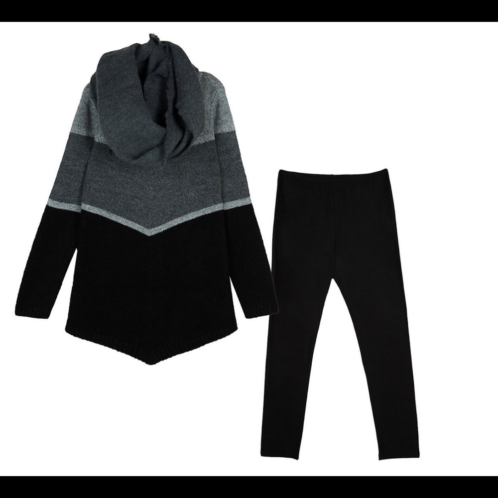 IZ Amy Byer sweater dress & legging set